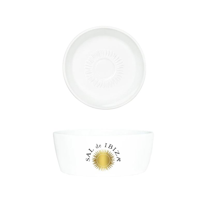 BL8063 Sal de Ibiza Snack Kommetje (Medium) 4 per box !DOCTYPE HTML PUBLIC "-//W3C//DTD HTML 4.0 Transitional//EN"
htmlhead
meta content="text/html; charset=unicode" http-equiv="Content-Type" /
/head
bodyMet een diameter van 13,3 cm is de medium kom ideaal voor het serveren van 
noten, crudités of bijgerechten. Ze combineert functionaliteit met een elegant 
design en past perfect in elke setting. Of je nu zelf geniet of gasten ontvangt, 
de medium keramische kom brengt het echte Ibiza-gevoel naar je 
tafel.br /br /Diameter: Ø 13,3 cm/body/html Sal de Ibiza Snack Kommetje Medium
