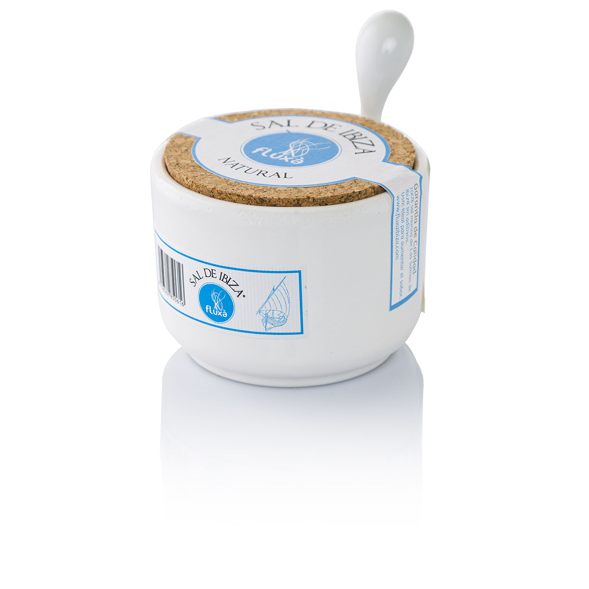 FL 50616 FL Zout van Ibiza Natuur Keramisch - 150G pstrongAmbachtelijk zeezout/strong uit de zoutvlaktes van Ibiza, rijk aan natuurlijke mineralen dankzij de unieke Posidonia-invloed. Zon gedroogd, puur gemalen in steen en handverpakt voor optimale textuur. Fijn genoeg voor culinaire creaties: puur, gezond &eacute;n natuurlijk. Het zout wordt gepresenteerd in een stijlvol keramisch potje met bijhorend lepeltje: een elegante blikvanger op elke tafel. Verkrijgbaar in strongverschillende smaakvarianten/strong zoals met mediterrane kruiden, saffraan of bloemen. Een ware toevoeging aan gourmetervaringen./p FL 50616