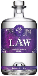 LAW 700 LAW First Gin of Ibiza 44% - 70CL <p><strong>LAW</strong> is een elegante ambachtelijke London Dry Gin, <strong>gedistilleerd op Ibiza</strong> door vier vrienden met passie voor traditie en kwaliteit. Ge&iuml;nspireerd door het mediterrane leven van het eiland, verenigt LAW klassieke gin-tonen met verrassende lokale botanicals zoals jeneverbes, citrus, cactusvijg, Padr&oacute;n-peper en zwarte komkommer. Elke fles ademt de ziel van Ibiza: handgeplukte ingredi&euml;nten, een vleugje zeezout uit de beroemde zoutvlaktes en zuiver bronwater van het eiland. Het resultaat is een verfijnde, bekroonde gin met een uniek karakter, puur Ibiza in een glas.</p> LAW 700